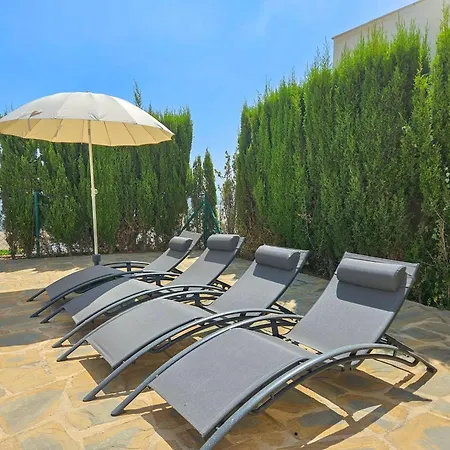 5 Bed With Pool In Cerros De Aguila Вилла *