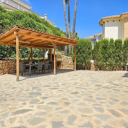 5 Bed With Pool In Cerros De Aguila Вилла *