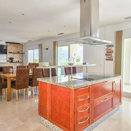 5 Bed With Pool In Cerros De Aguila * Fuengirola