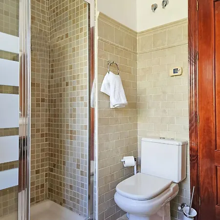 5 Bed With Pool In Cerros De Aguila Fuengirola