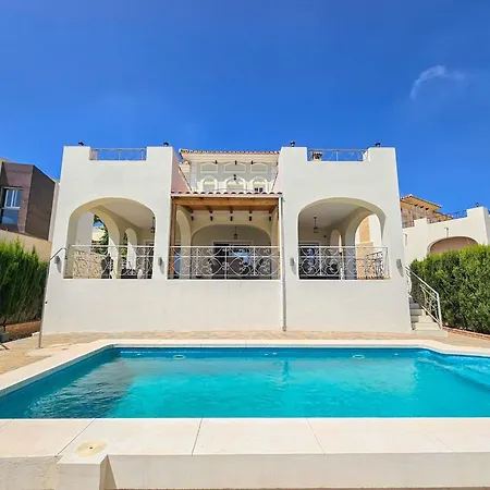 Villa 5 Bed With Pool In Cerros De Aguila Fuengirola