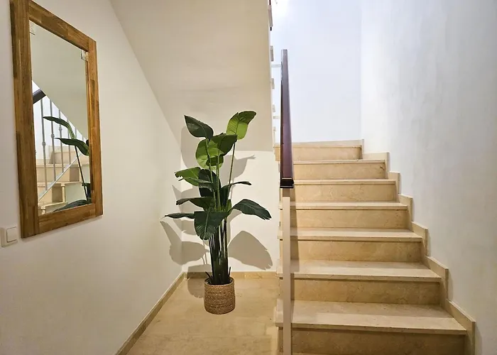 别墅 5 Bed With Pool In Cerros De Aguila 丰希罗拉