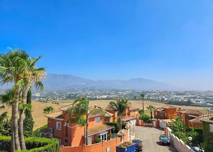 5 Bed With Pool In Cerros De Aguila 别墅 *