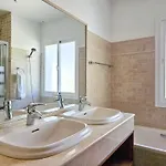 5 Bed With Pool In Cerros De Aguila Villa