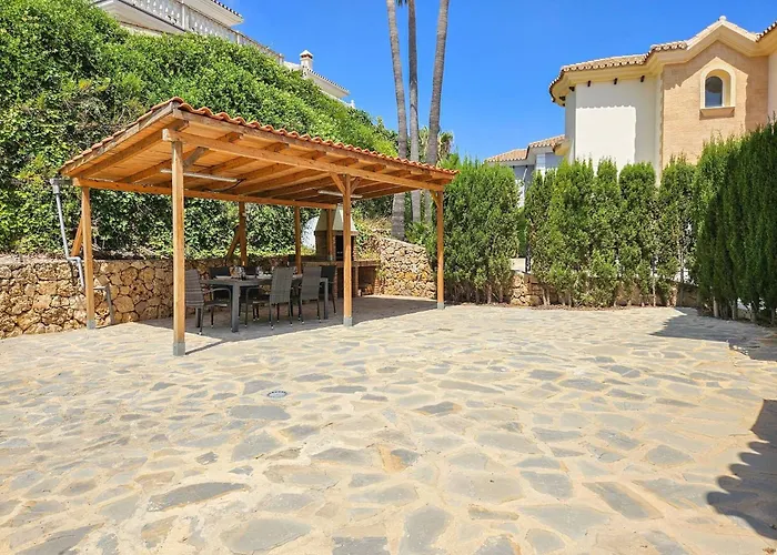 5 Bed With Pool In Cerros De Aguila Villa *