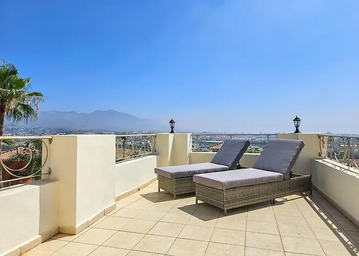 5 Bed With Pool In Cerros De Aguila Fuengirola