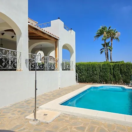 5 Bed With Pool In Cerros De Aguila ヴィラ
